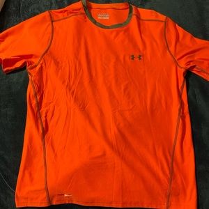 Orange short sleeve Under Armour shirt. Size XXL.